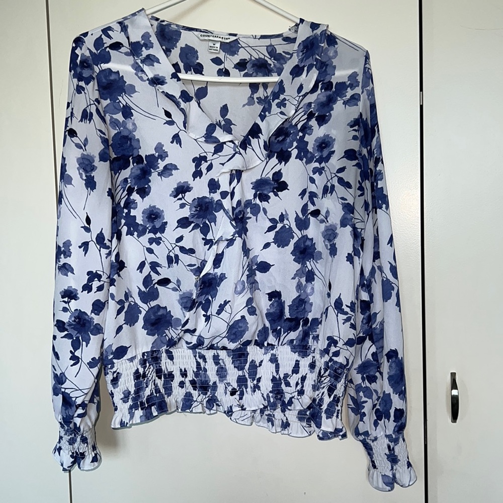 Love this blouse!